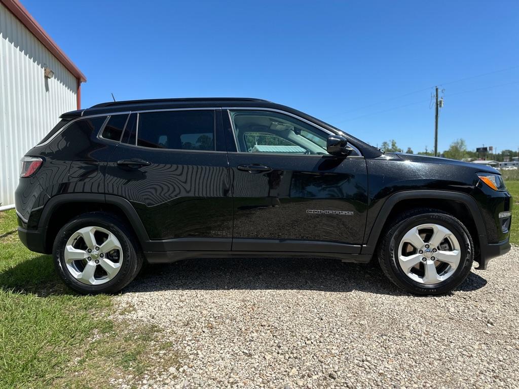 photo of 2021 JEEP COMPASS 4DR