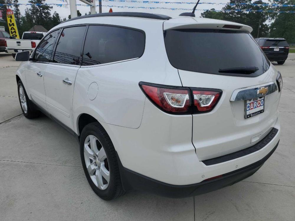 2016 WHITE CHEVROLET TRAVERSE LT (1GNKRGKD5GJ) with an 3.6L engine, Automatic transmission, located at 3553 US Hwy 190 W., Livingston, TX, 77351, (936) 967-8141, 30.812162, -95.077309 - Photo #2
