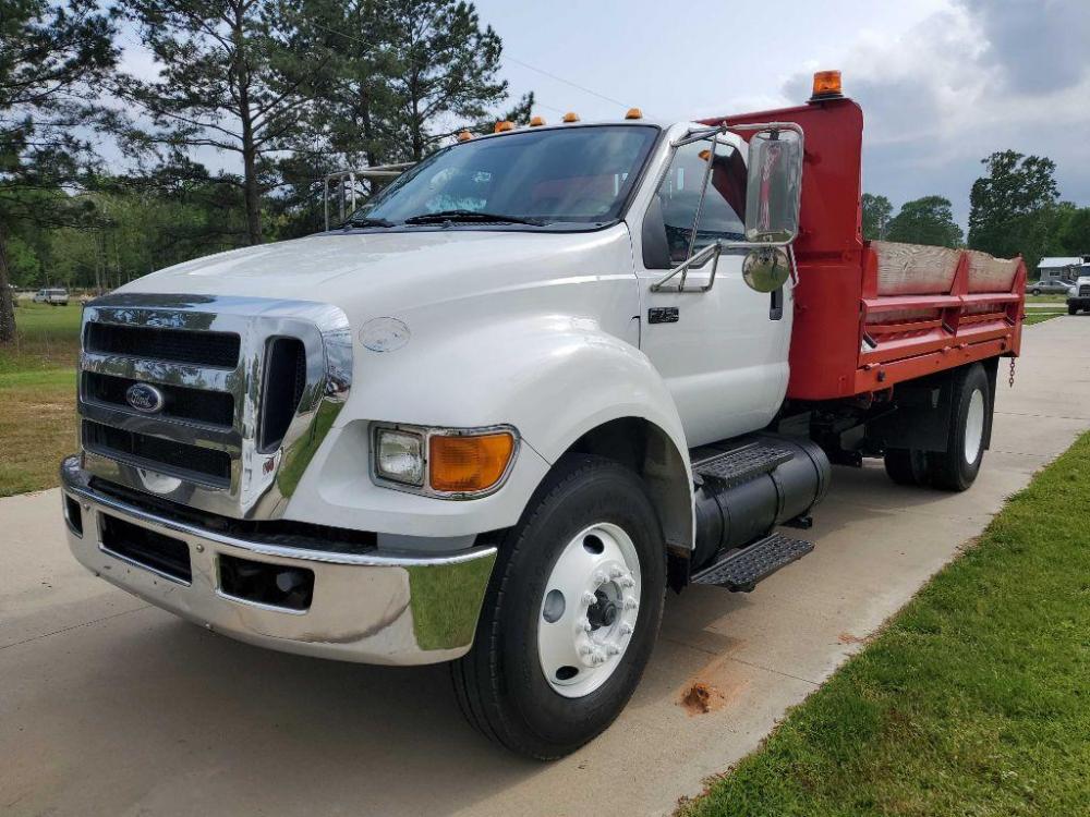 2011 White FORD F750 SUPER DUTY (3FRXF7FC8BV) with an 6.7L engine, 5-Speed Manual transmission, located at 3553 US Hwy 190 W., Livingston, TX, 77351, (936) 967-8141, 30.812162, -95.077309 - This 1 Owner truck is just waiting to make some money. Its a 2011 model with just 41k miles!! It has a 12' bed and is a manual transmission. Come by and see this truck in action. - Photo #0