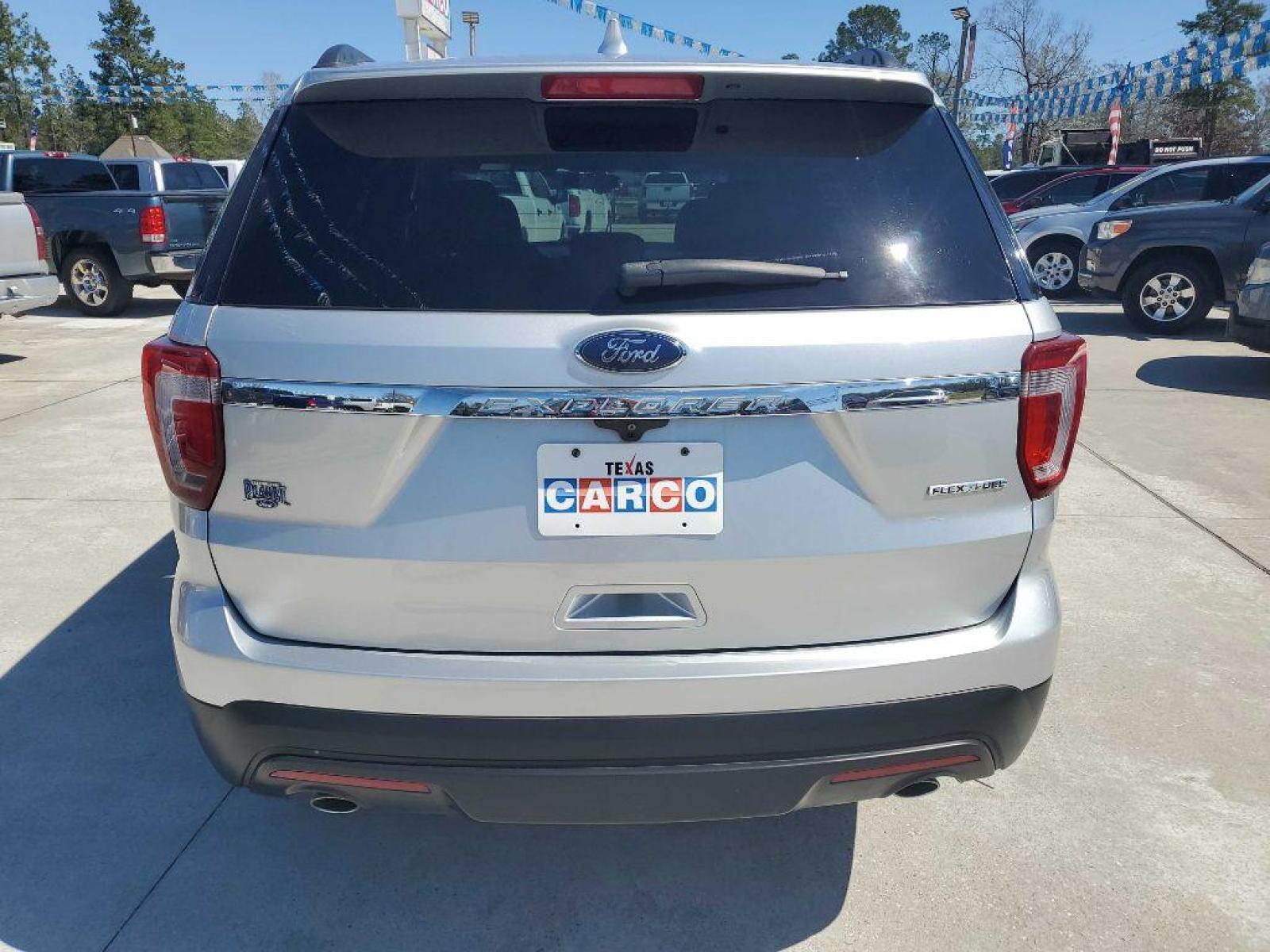 2016 SILVER FORD EXPLORER (1FM5K7B82GG) with an 3.5L engine, Automatic transmission, located at 3553 US Hwy 190 W., Livingston, TX, 77351, (936) 967-8141, 30.812162, -95.077309 - Photo #3