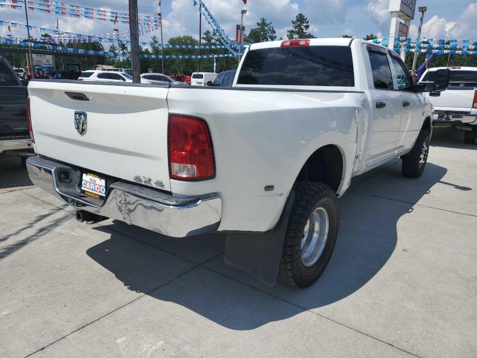 2012 WHITE DODGE RAM 3500 ST (3C63DRGL8CG) with an 6.7L engine, Automatic transmission, located at 3553 US Hwy 190 W., Livingston, TX, 77351, (936) 967-8141, 30.812162, -95.077309 - Photo #5