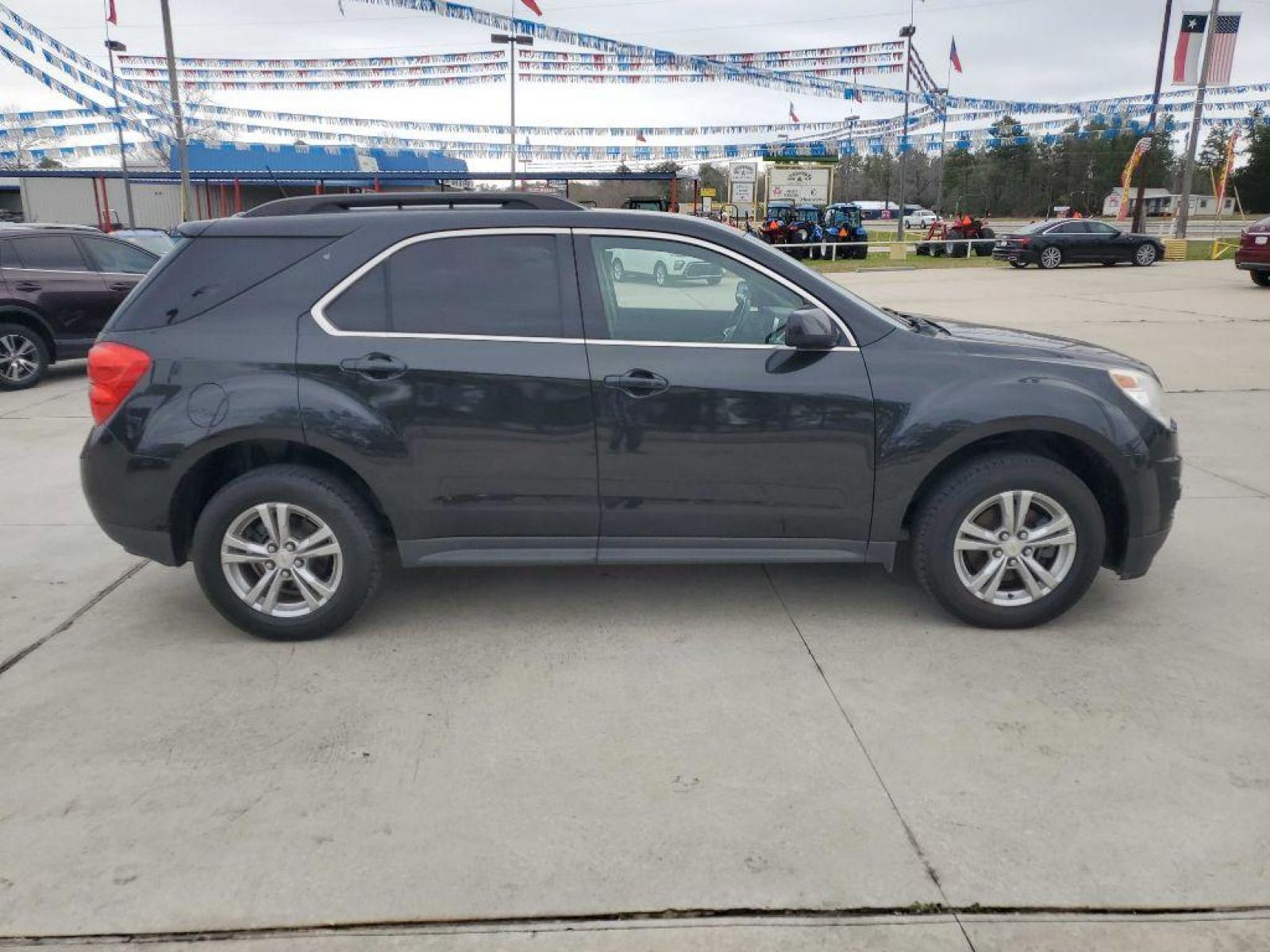 2015 Black CHEVROLET EQUINOX LT (2GNALBEK9F6) with an 2.4L engine, Automatic transmission, located at 3553 US Hwy 190 W., Livingston, TX, 77351, (936) 967-8141, 30.812162, -95.077309 - Photo #6