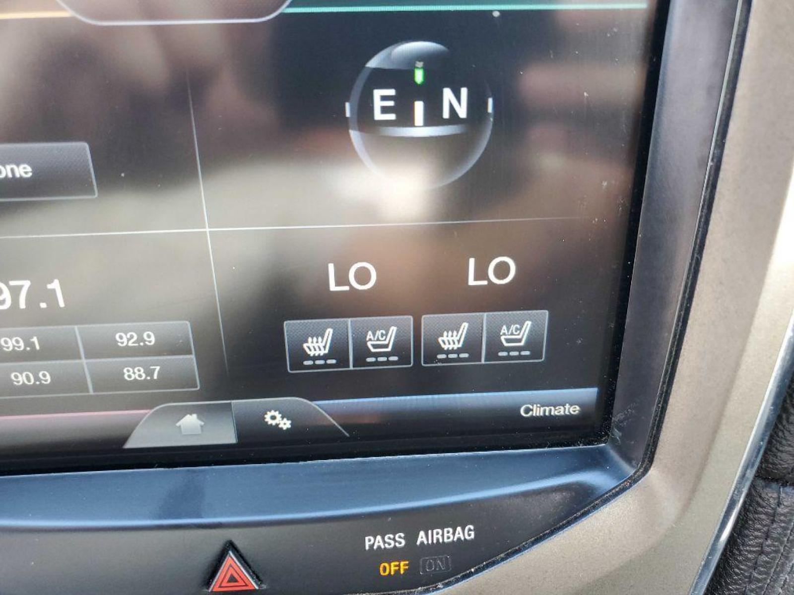 2014 Gray LINCOLN MKX (2LMDJ6JK1EB) with an 3.7L engine, Automatic transmission, located at 3553 US Hwy 190 W., Livingston, TX, 77351, (936) 967-8141, 30.812162, -95.077309 - Photo #22