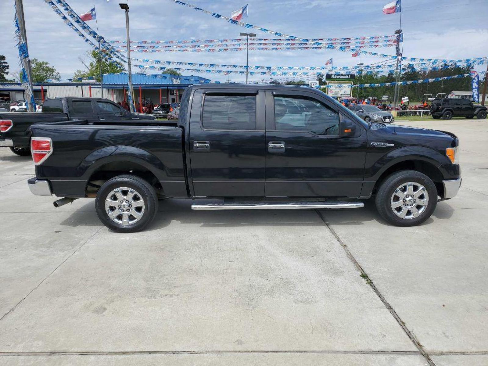 2014 Black FORD F150 SUPERCREW (1FTFW1CF0EK) with an 5.0L engine, Automatic transmission, located at 3553 US Hwy 190 W., Livingston, TX, 77351, (936) 967-8141, 30.812162, -95.077309 - Photo #5