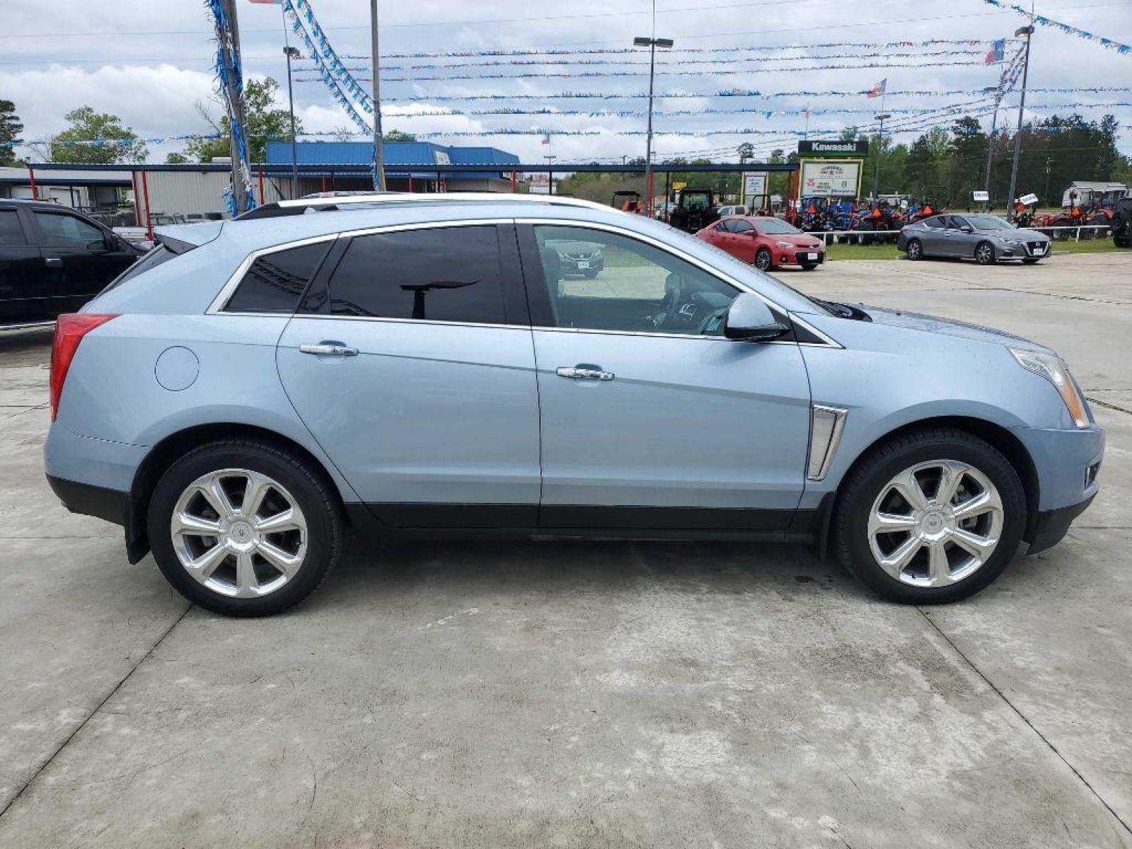 2013 Blue CADILLAC SRX PREMIUM COLLECTION (3GYFNEE38DS) with an 3.6L engine, Automatic transmission, located at 3553 US Hwy 190 W., Livingston, TX, 77351, (936) 967-8141, 30.812162, -95.077309 - 1 OWNER 2013 Cadillac SRX - Photo #5