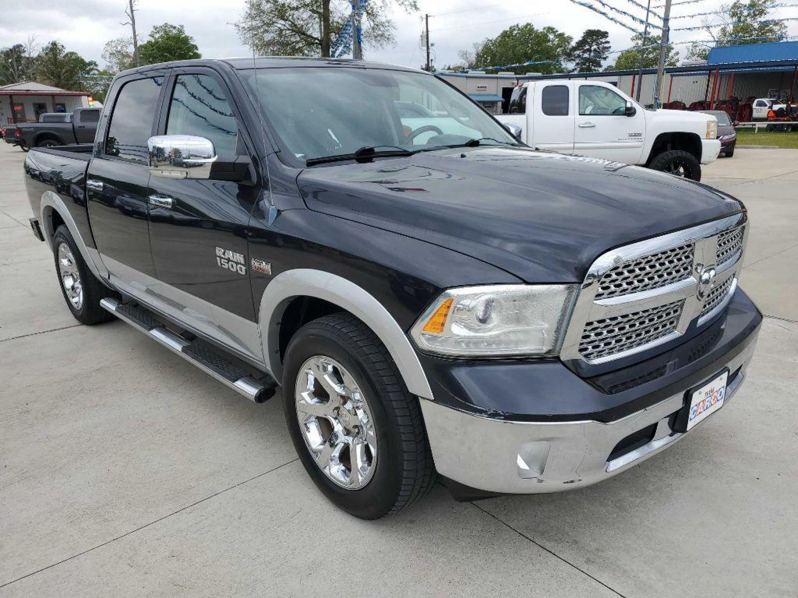 2013 Gray RAM 1500 LARAMIE (1C6RR6NTXDS) with an 5.7L engine, Automatic transmission, located at 3553 US Hwy 190 W., Livingston, TX, 77351, (936) 967-8141, 30.812162, -95.077309 - 1 Owner - Photo #7