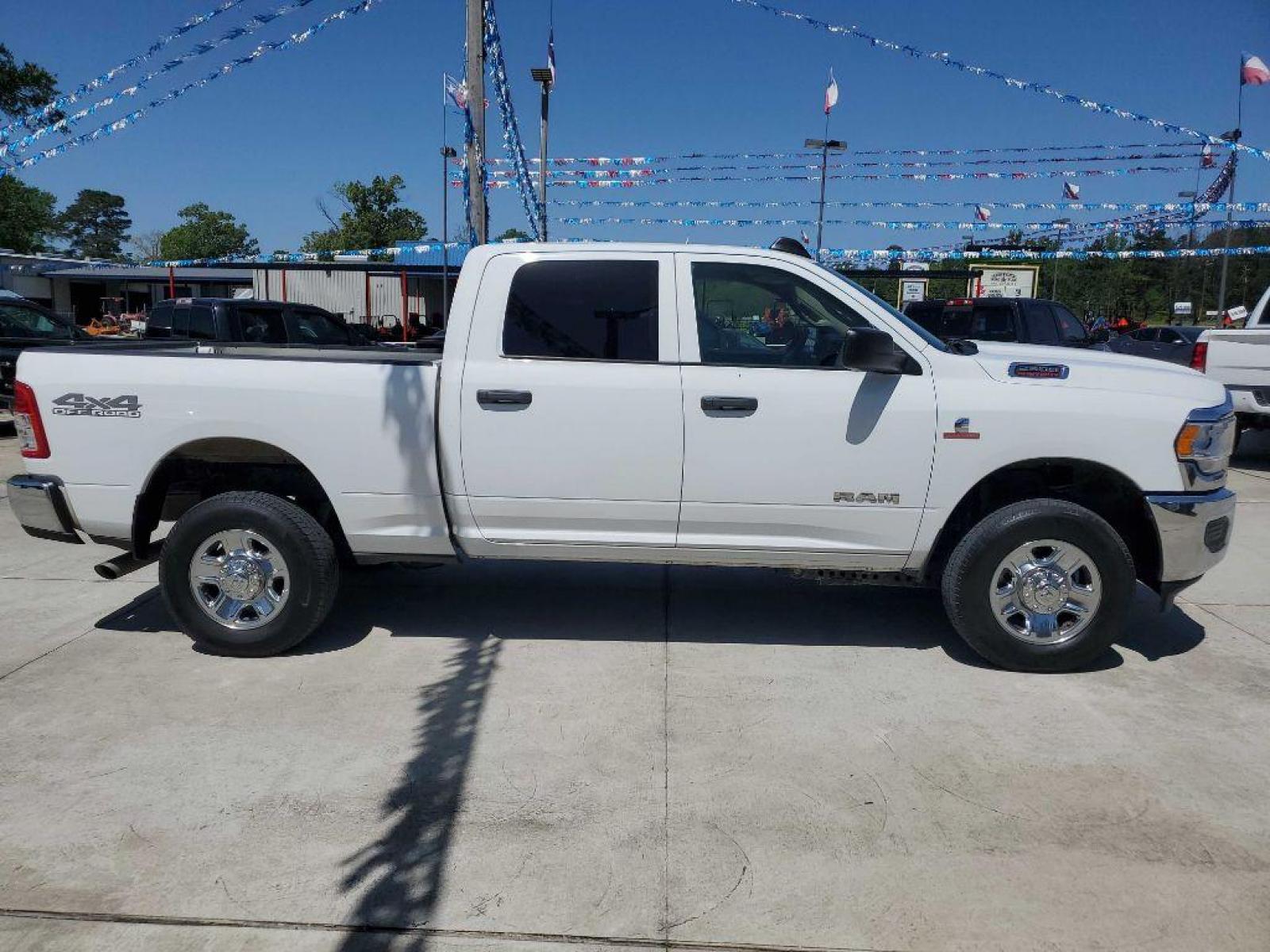 2020 White RAM 2500 TRADESMAN (3C6UR5CL5LG) with an 6.7L engine, Automatic transmission, located at 3553 US Hwy 190 W., Livingston, TX, 77351, (936) 967-8141, 30.812162, -95.077309 - Photo #5