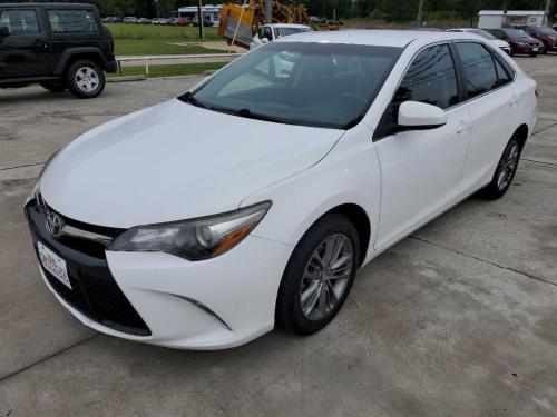 2017 TOYOTA CAMRY 4DR