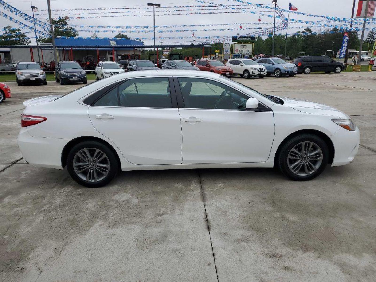 2017 White TOYOTA CAMRY LE (4T1BF1FK3HU) with an 2.5L engine, Automatic transmission, located at 3553 US Hwy 190 W., Livingston, TX, 77351, (936) 967-8141, 30.812162, -95.077309 - Photo #5