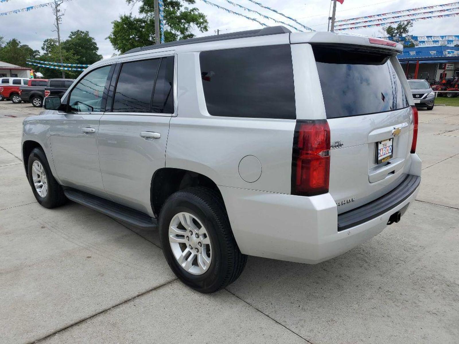 2017 Silver CHEVROLET TAHOE 1500 LT (1GNSCBKC5HR) with an 5.3L engine, Automatic transmission, located at 3553 US Hwy 190 W., Livingston, TX, 77351, (936) 967-8141, 30.812162, -95.077309 - Photo #2