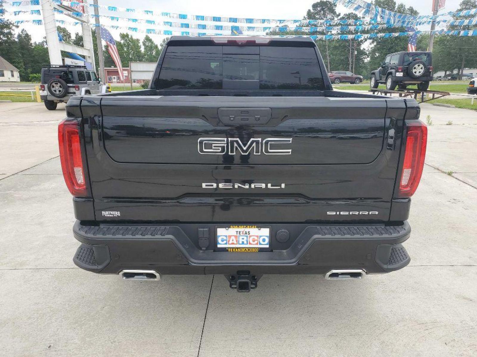 2021 Black GMC SIERRA 1500 DENALI (1GTU9FET4MZ) with an 3.0L engine, Automatic transmission, located at 3553 US Hwy 190 W., Livingston, TX, 77351, (936) 967-8141, 30.812162, -95.077309 - Take a look at this gorgeous 1 Owner 2021 GMC Sierra DENALI Edition. It's fully loaded with 4 wheel drive, premium BOSE stereo, sunroof, push button start, black leather interior, rear seat storage bins, heads up display , an incredible 3.0 DURAMAX Diesel engine and lots more! Come by today to see - Photo #3