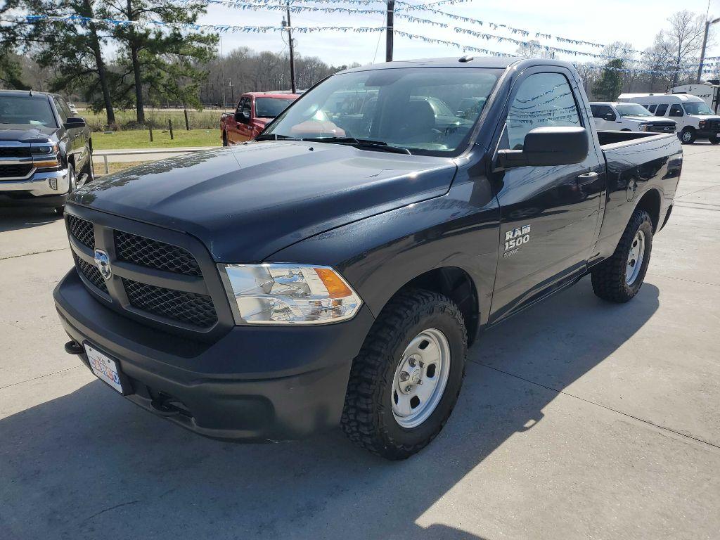 photo of 2020 RAM 1500 CLASSIC 2DR