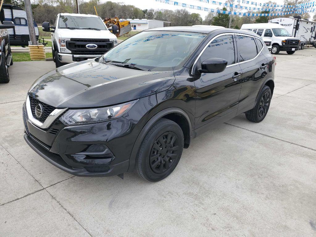 photo of 2020 NISSAN ROGUE SPORT 4DR